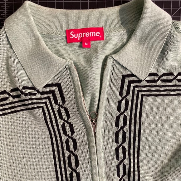 LIKE NEW/NEVER WORN! SUPREME KNIT ZIP-UP (COLLECTOR’S ITEM!) - Picture 6 of 8